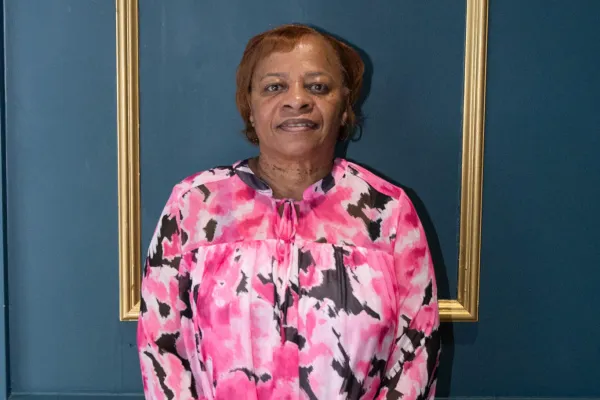 Headshot of Diane Bailey