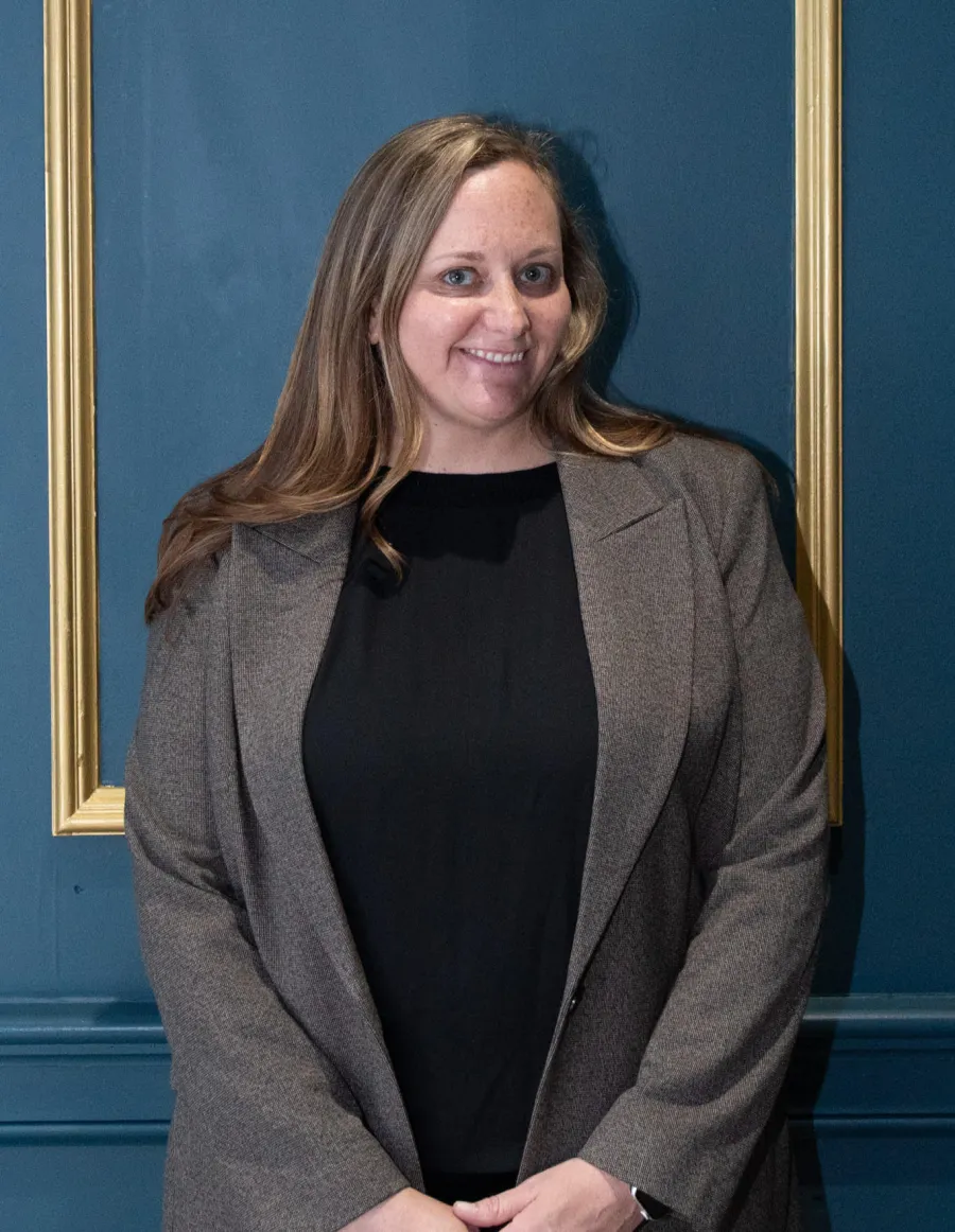 Headshot of Lisa Caseman